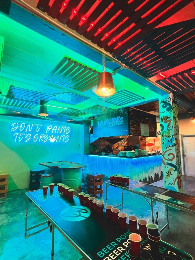 Bodega Krabi Hostel Ao Nang Exterior photo